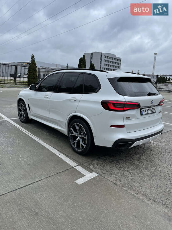 Позашляховик / Кросовер BMW X5 2021 в Києві