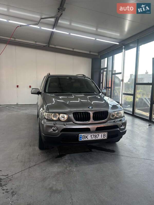 Внедорожник / Кроссовер BMW X5 2006 в Ровно