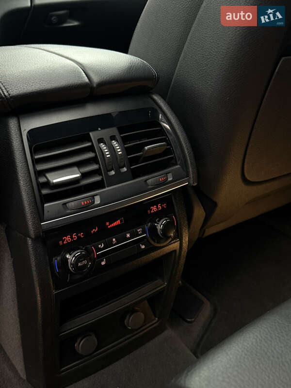 Внедорожник / Кроссовер BMW X5 2016 в Днепре