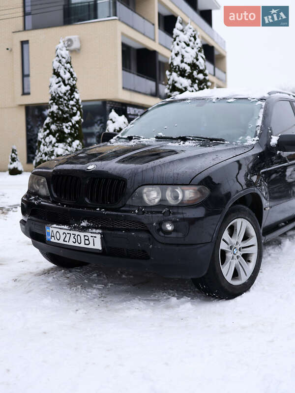 Внедорожник / Кроссовер BMW X5 2004 в Ужгороде