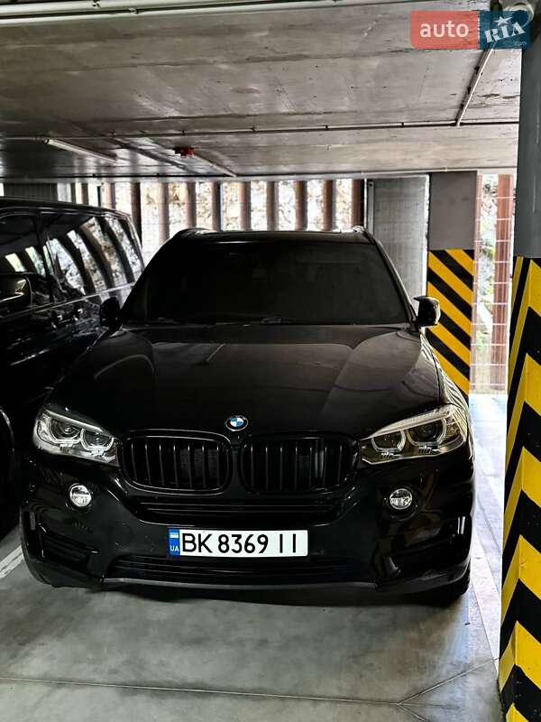 Позашляховик / Кросовер BMW X5 2014 в Сумах