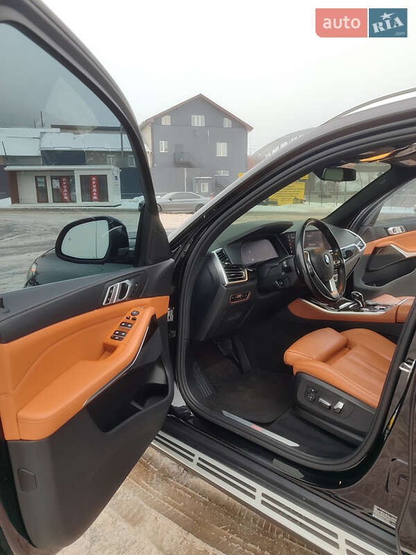 Позашляховик / Кросовер BMW X5 2019 в Києві