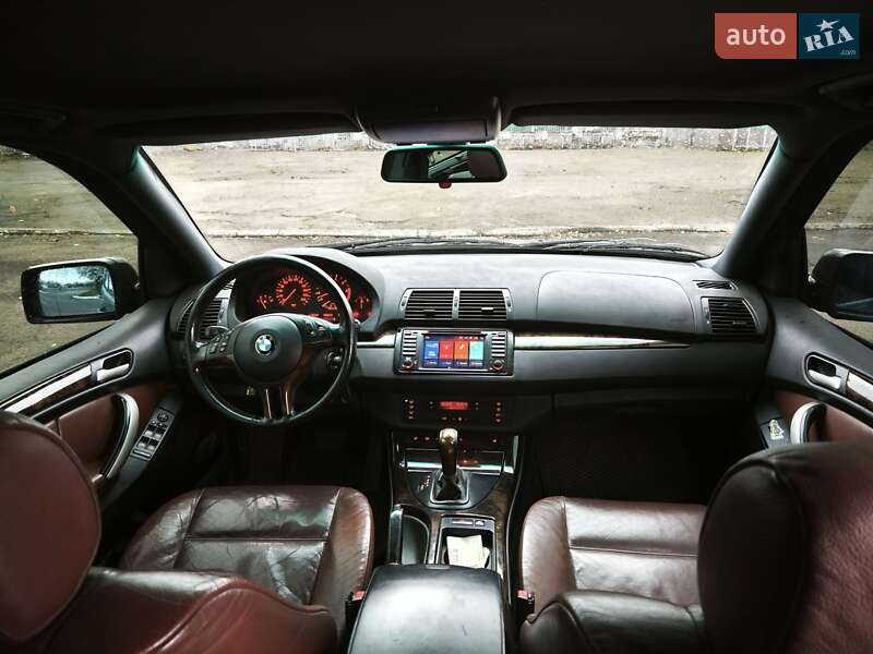 Внедорожник / Кроссовер BMW X5 2000 в Днепре