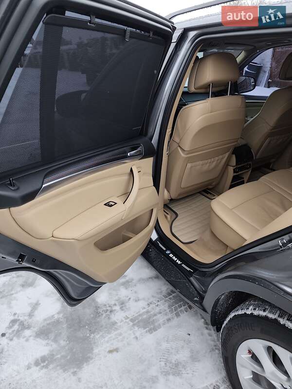 Внедорожник / Кроссовер BMW X5 2010 в Белой Церкви