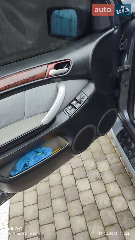 Внедорожник / Кроссовер BMW X5 2000 в Шполе