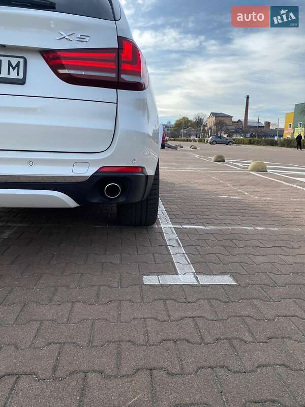 Внедорожник / Кроссовер BMW X5 2015 в Житомире