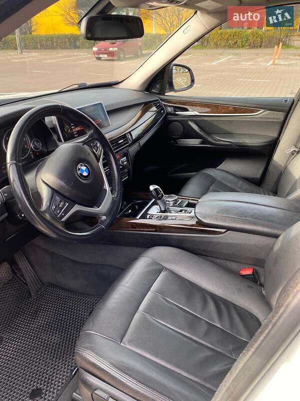 Внедорожник / Кроссовер BMW X5 2015 в Житомире
