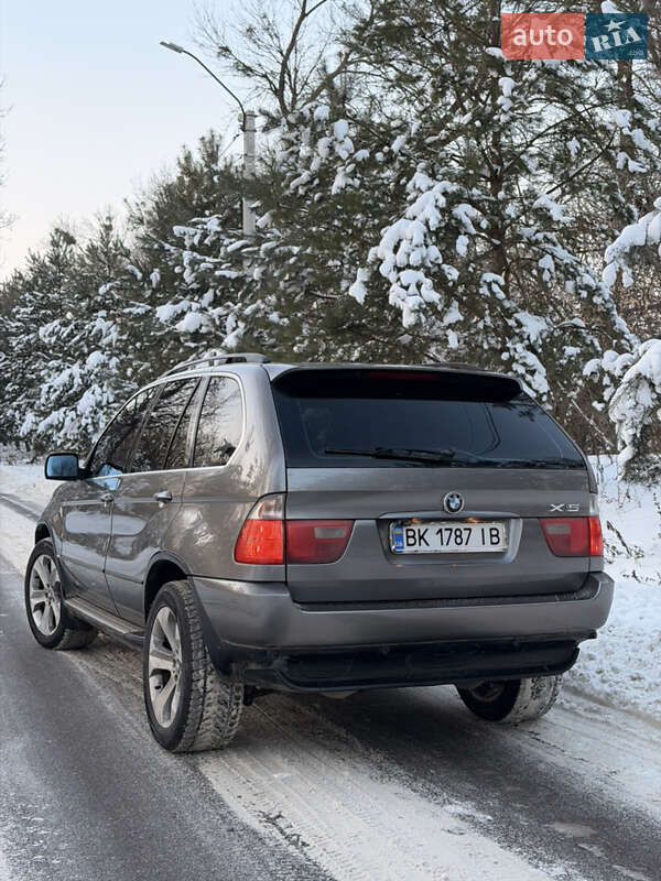 Внедорожник / Кроссовер BMW X5 2006 в Ровно