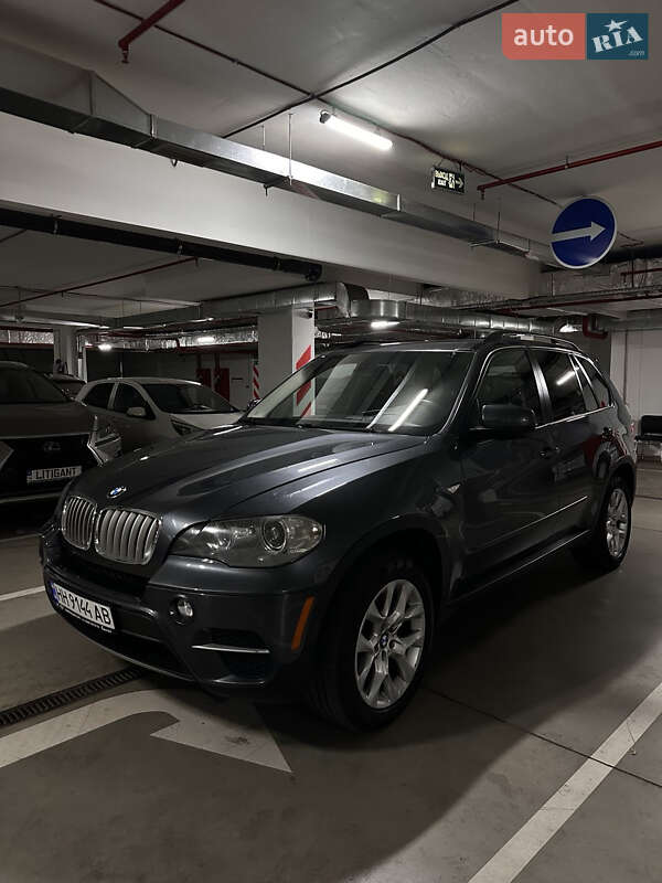 Внедорожник / Кроссовер BMW X5 2011 в Одессе