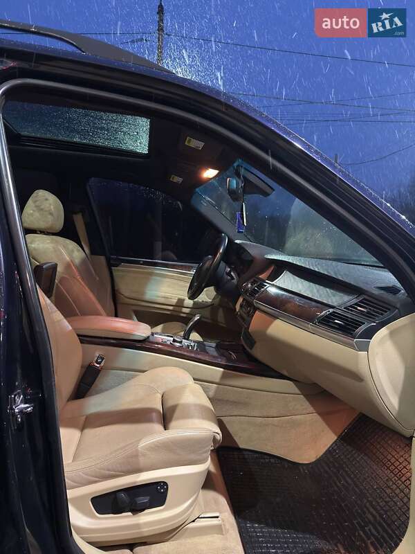 Внедорожник / Кроссовер BMW X5 2007 в Днепре