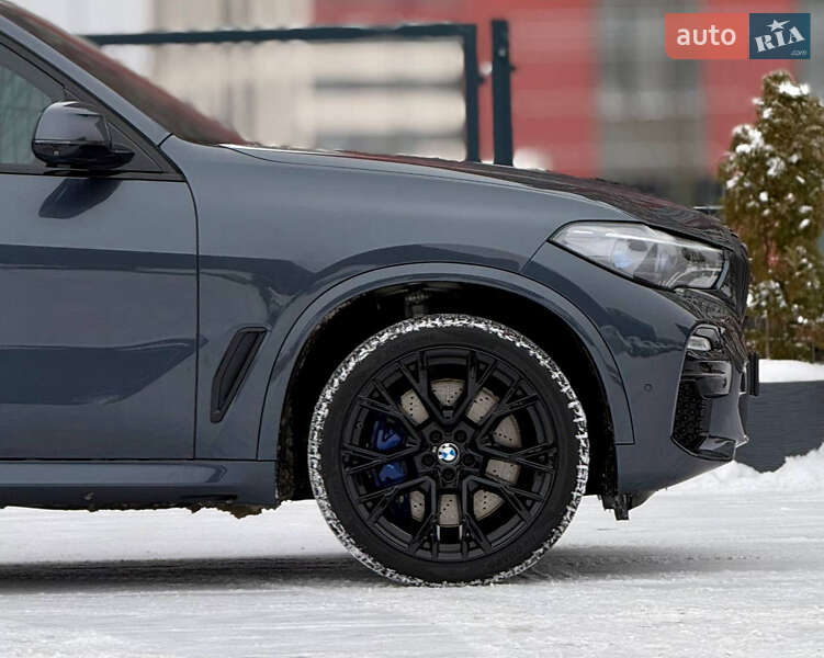 Внедорожник / Кроссовер BMW X5 2019 в Киеве