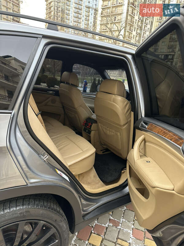 Внедорожник / Кроссовер BMW X5 2008 в Одессе