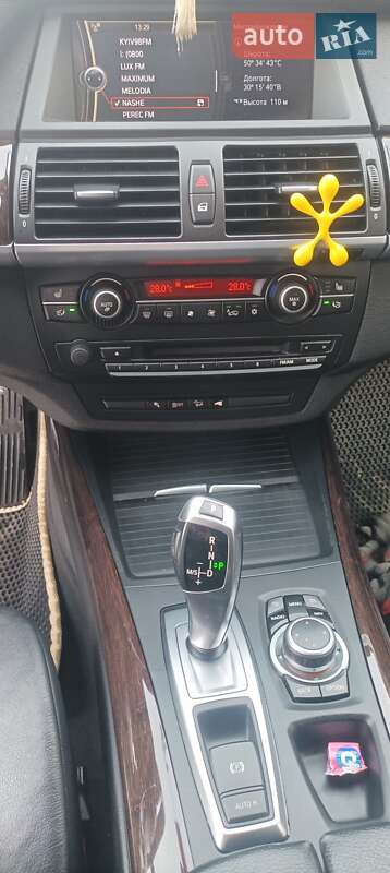 Внедорожник / Кроссовер BMW X5 2010 в Киеве