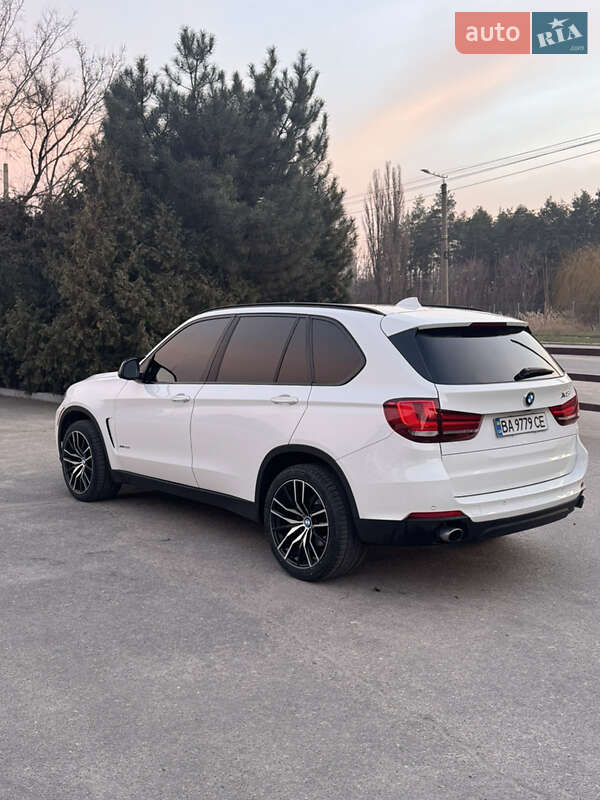 Внедорожник / Кроссовер BMW X5 2014 в Кропивницком