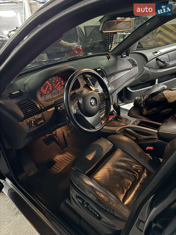 Внедорожник / Кроссовер BMW X5 2002 в Киеве