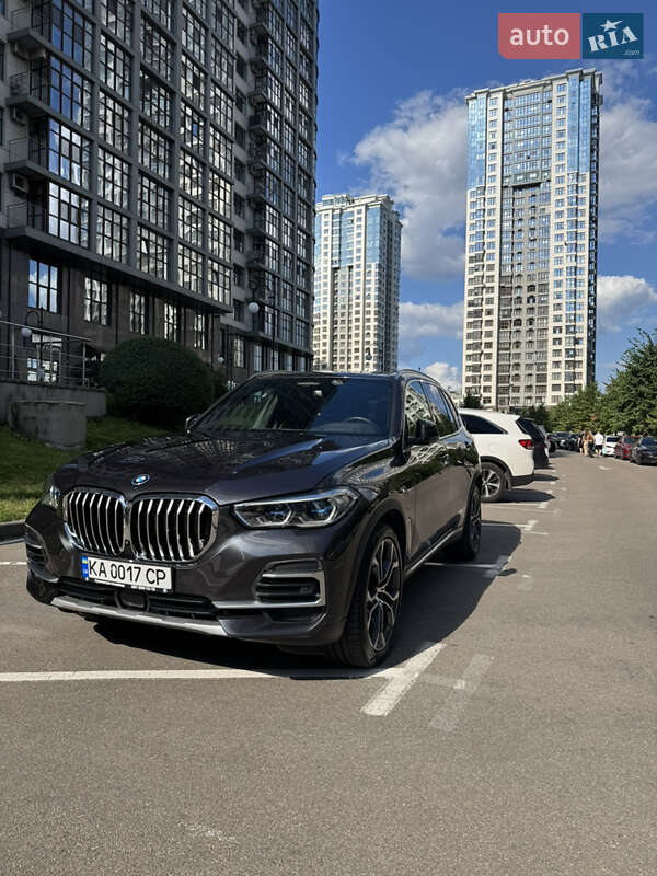 Внедорожник / Кроссовер BMW X5 2022 в Киеве