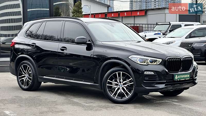Внедорожник / Кроссовер BMW X5 2020 в Киеве