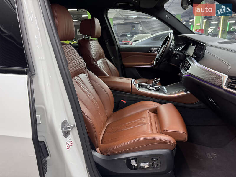 Внедорожник / Кроссовер BMW X5 2020 в Киеве