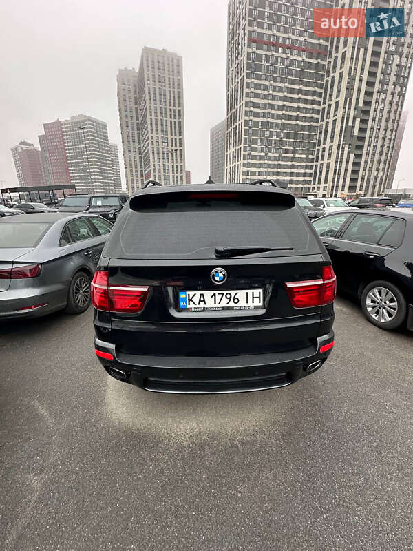 Внедорожник / Кроссовер BMW X5 2012 в Киеве