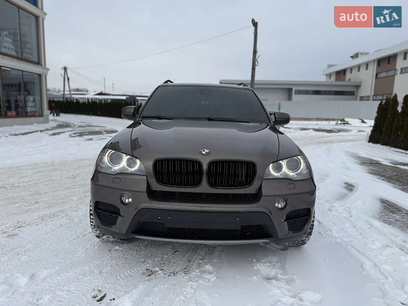 BMW X5 2011