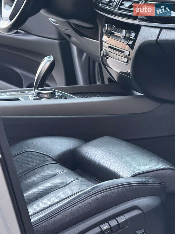 Внедорожник / Кроссовер BMW X5 2014 в Одессе