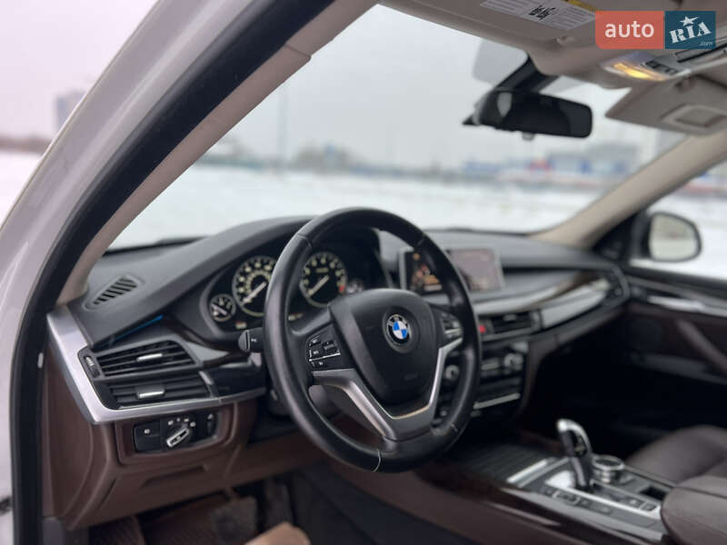 Внедорожник / Кроссовер BMW X5 2014 в Киеве