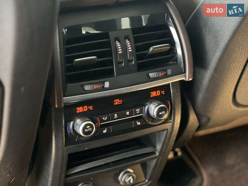 Внедорожник / Кроссовер BMW X5 2014 в Киеве