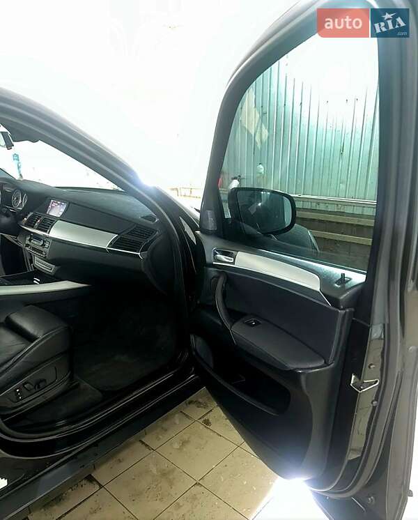 Внедорожник / Кроссовер BMW X5 2011 в Одессе
