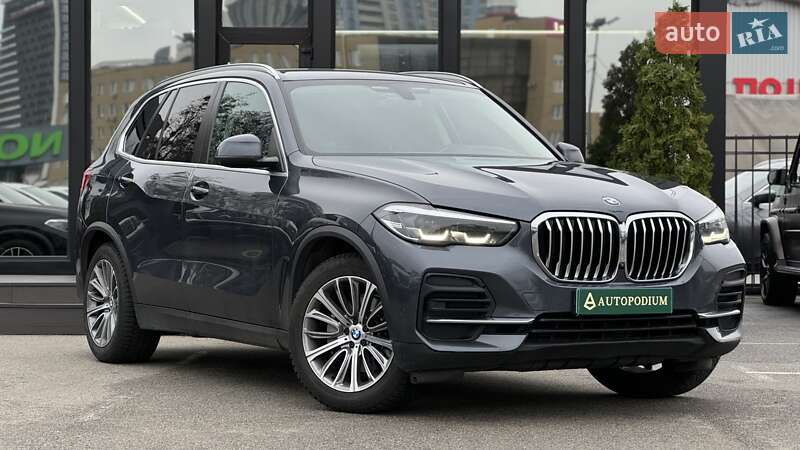 Внедорожник / Кроссовер BMW X5 2022 в Киеве