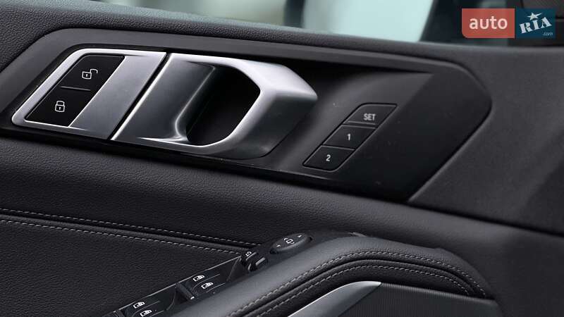 Внедорожник / Кроссовер BMW X5 2022 в Киеве