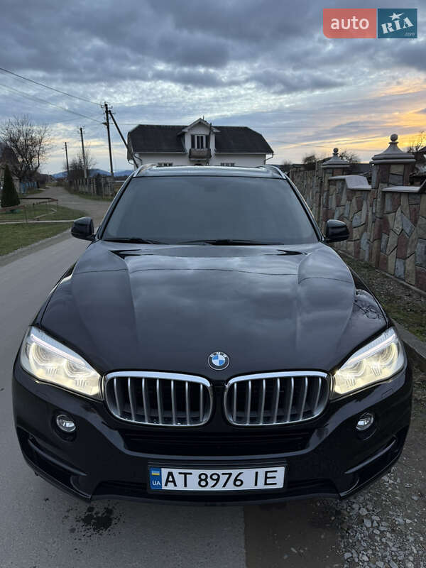 Внедорожник / Кроссовер BMW X5 2013 в Надворной