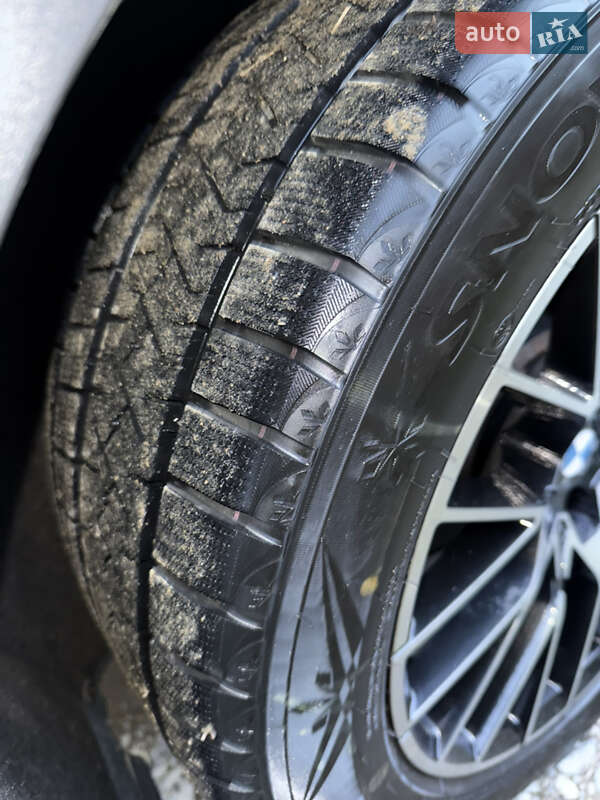 Внедорожник / Кроссовер BMW X5 2013 в Надворной