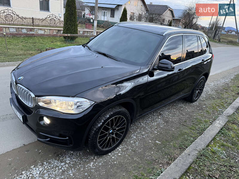 Внедорожник / Кроссовер BMW X5 2013 в Надворной