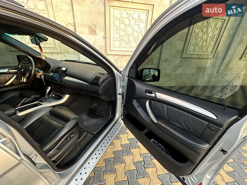 Внедорожник / Кроссовер BMW X5 2003 в Одессе