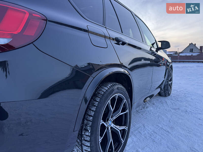 Внедорожник / Кроссовер BMW X5 2014 в Ровно