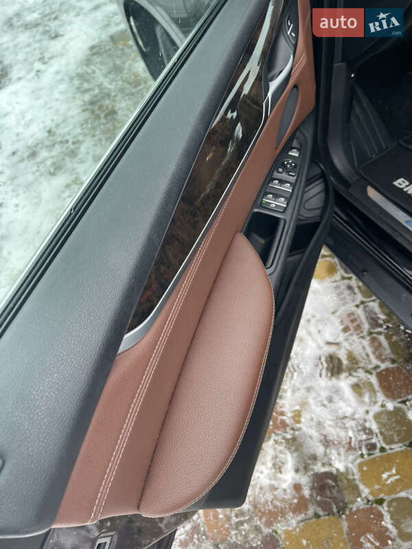 Внедорожник / Кроссовер BMW X5 2017 в Киеве