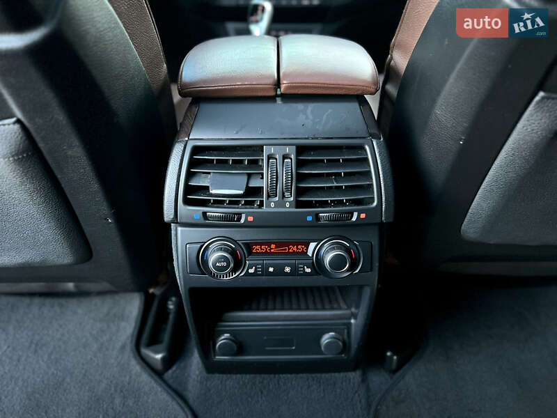 Внедорожник / Кроссовер BMW X5 2011 в Одессе