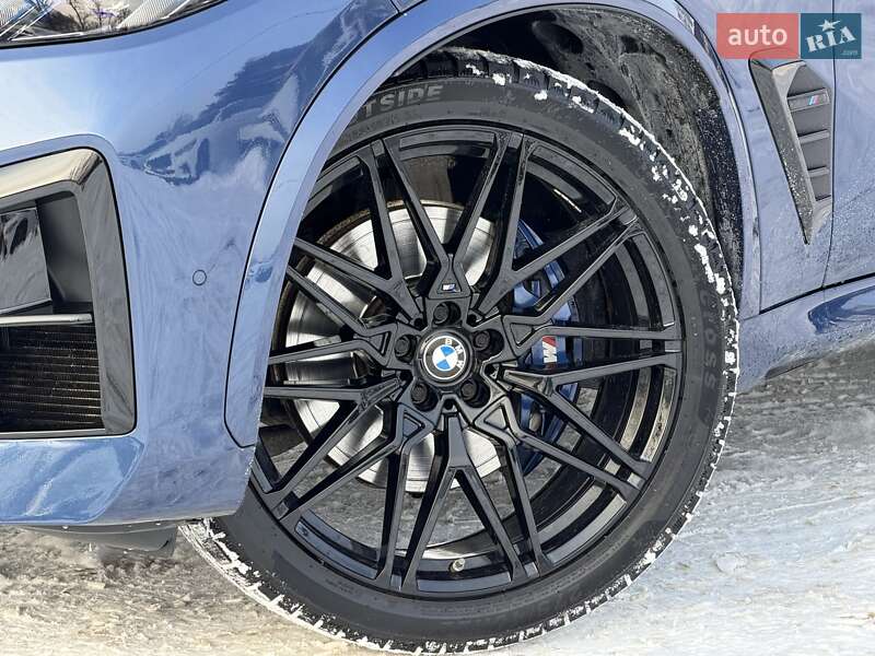 Внедорожник / Кроссовер BMW X5 2022 в Харькове