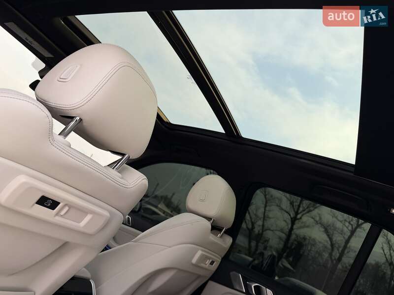 Внедорожник / Кроссовер BMW X5 2022 в Харькове