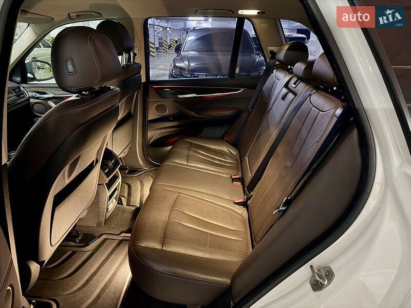 Внедорожник / Кроссовер BMW X5 2015 в Днепре