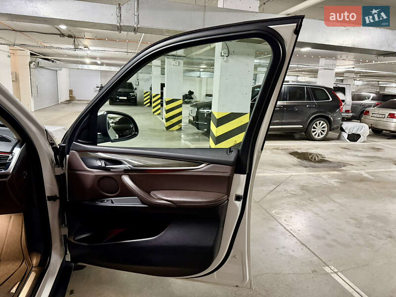 Внедорожник / Кроссовер BMW X5 2015 в Днепре