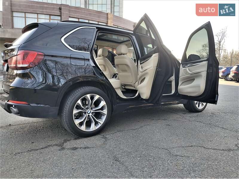 Внедорожник / Кроссовер BMW X5 2015 в Одессе