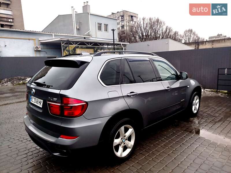 Внедорожник / Кроссовер BMW X5 2010 в Харькове
