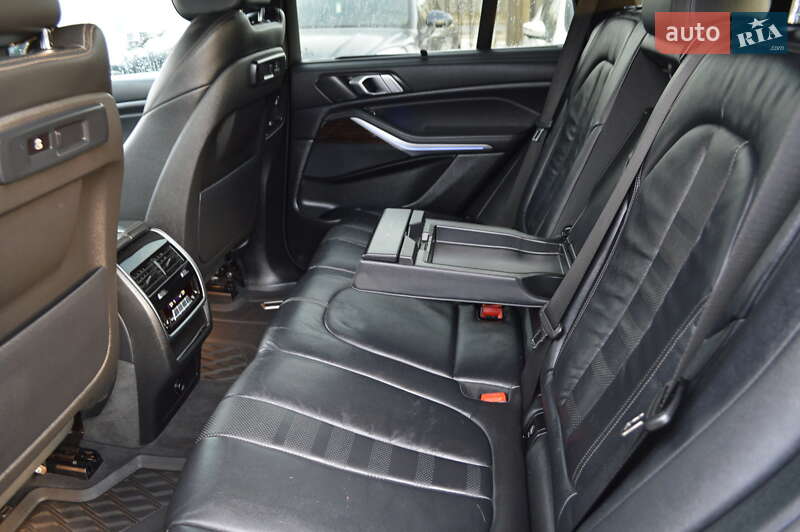 Внедорожник / Кроссовер BMW X5 2019 в Одессе