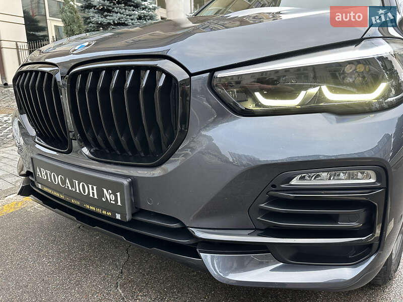 Внедорожник / Кроссовер BMW X5 2018 в Киеве