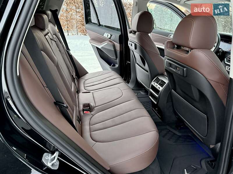 Внедорожник / Кроссовер BMW X5 2022 в Киеве