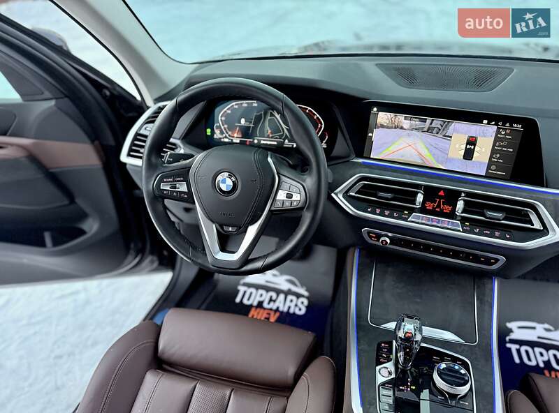 Внедорожник / Кроссовер BMW X5 2022 в Киеве