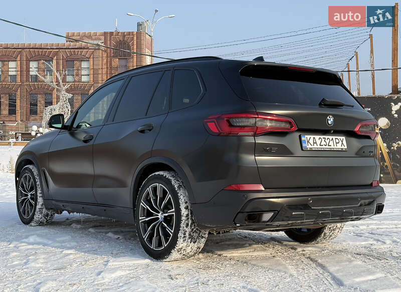 Внедорожник / Кроссовер BMW X5 2019 в Киеве