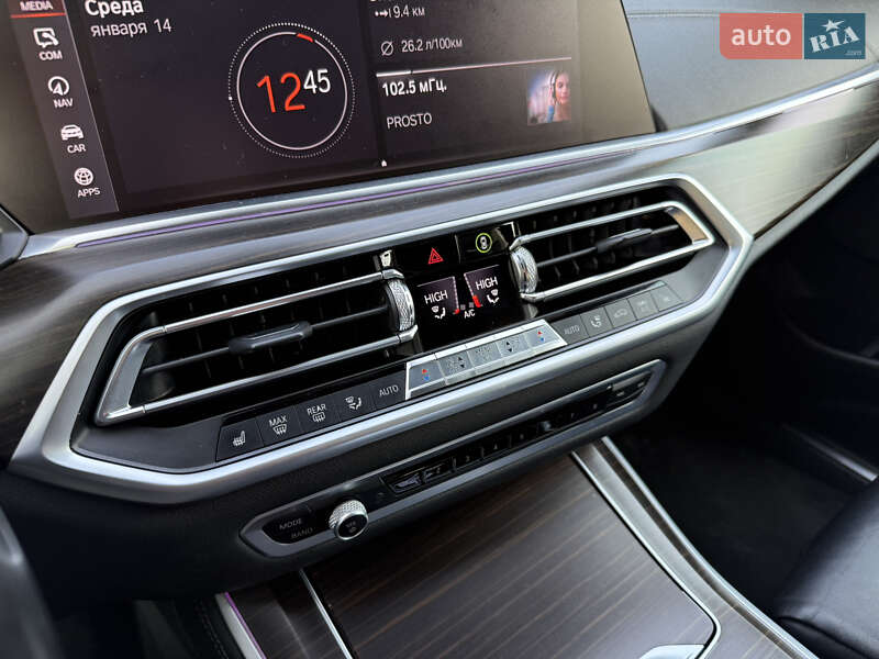 Внедорожник / Кроссовер BMW X5 2019 в Киеве