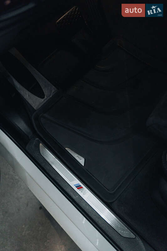 Позашляховик / Кросовер BMW X5 2017 в Києві фото 25 Позашляховик / Кросовер BMW X5 2017 в Києві